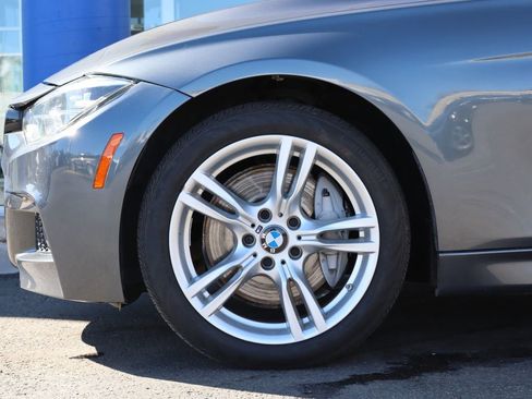 Used 2018 BMW 340i xDrive Sedan w/ Premium Package AWD/4WD image 25