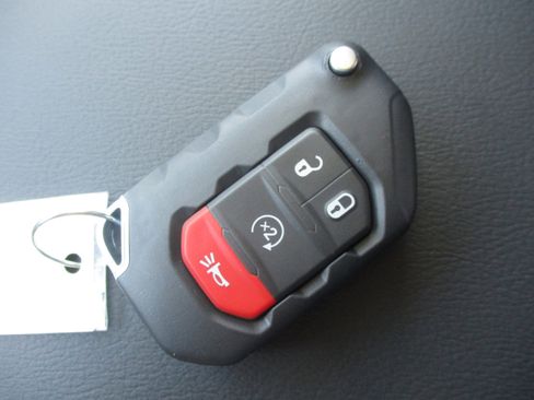 New 2026 Jeep Gladiator Sport image 40