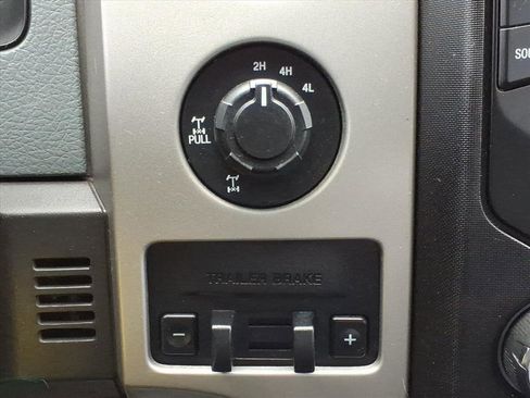 Used 2013 Ford F150 XLT w/ Luxury Equipment Group image 18