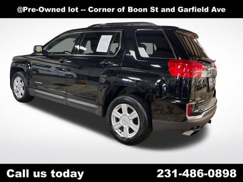Used 2016 GMC Terrain SLE w/ Convenience Package AWD/4WD image 3