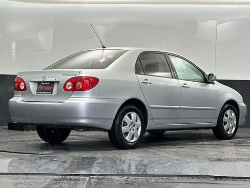 Used 2007 Toyota Corolla LE image 3