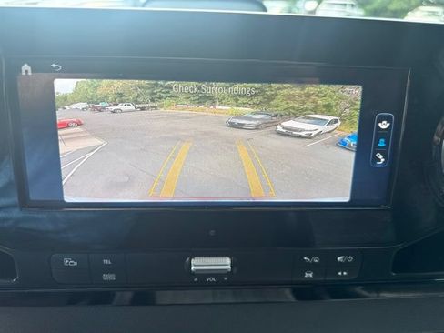 Used 2025 Mercedes-Benz Sprinter 2500 image 23