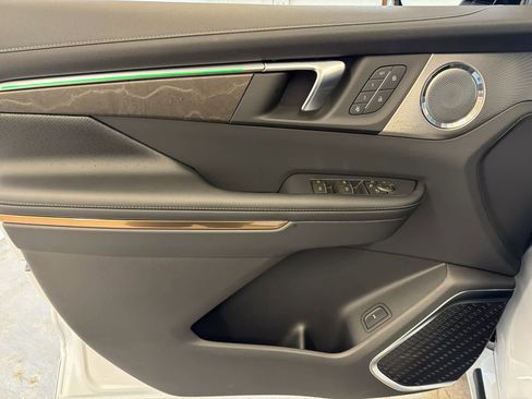 New 2026 Buick Enclave Avenir w/ Super Cruise Package image 19