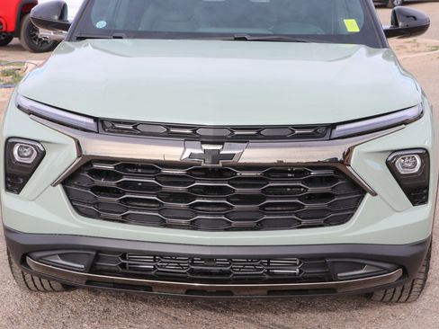 New 2026 Chevrolet TrailBlazer ACTIV w/ Driver Confidence Package image 2