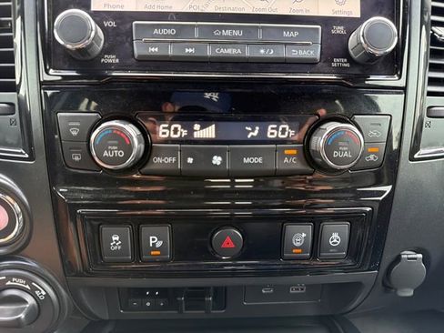 Used 2021 Nissan Titan PRO-4X w/ Pro-4x Convenience Package AWD/4WD image 14