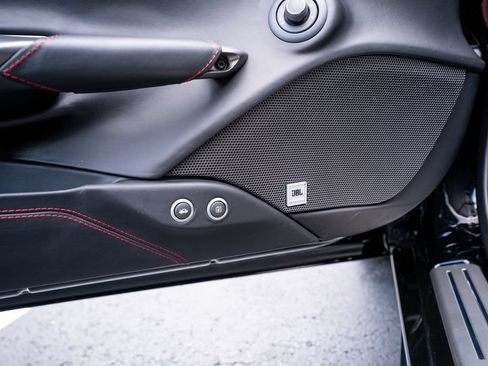Used 2016 Ferrari 488 GTB RWD image 31