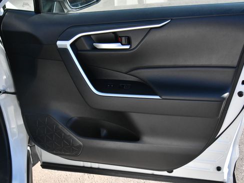 Used 2024 Toyota RAV4 XLE image 42