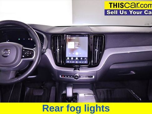 Used 2025 Volvo XC60 B5 Plus AWD/4WD image 21