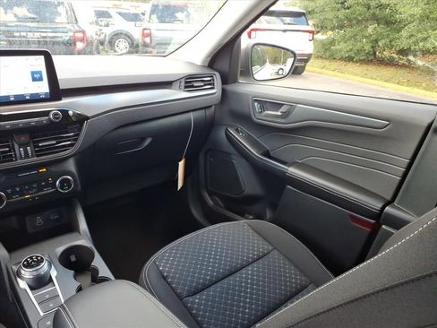 New 2025 Ford Escape Active image 13