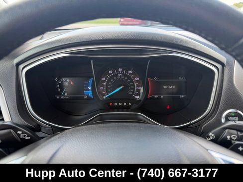 Used 2018 Ford Fusion SE w/ Fusion SE Technology Package FWD image 8