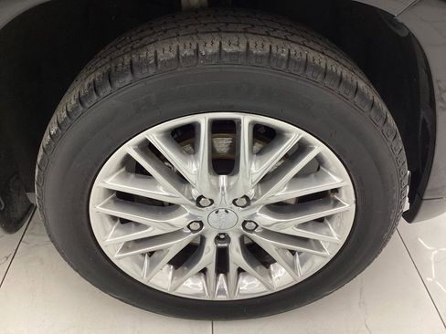 Used 2017 Jeep Grand Cherokee Summit image 48