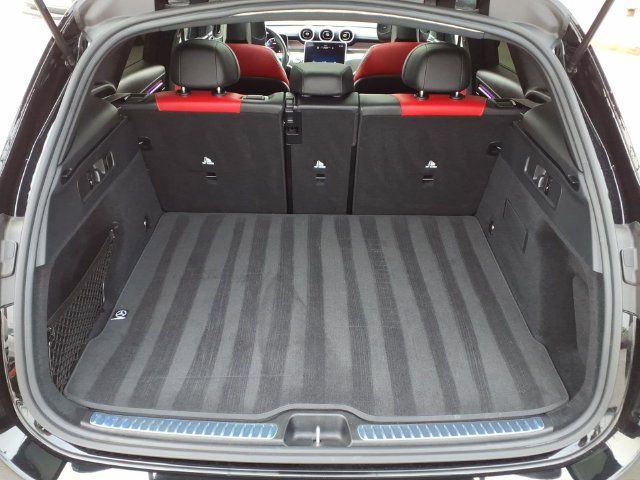 Used 2024 Mercedes-Benz GLC 43 AMG 4MATIC image 23