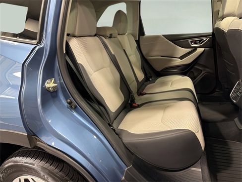 Used 2023 Subaru Forester Premium image 33