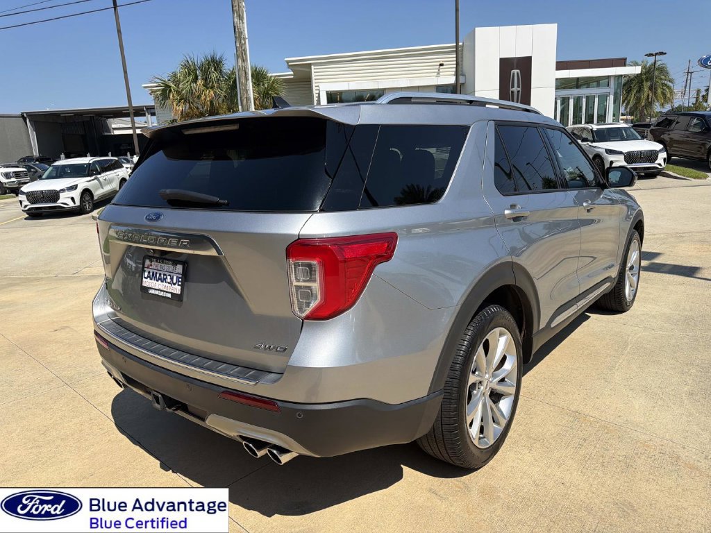 Certified 2023 Ford Explorer Platinum w/ Technology Package AWD/4WD image 9