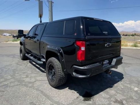 Used 2022 Chevrolet Silverado 3500 LTZ w/ LTZ Plus Package AWD/4WD image 7