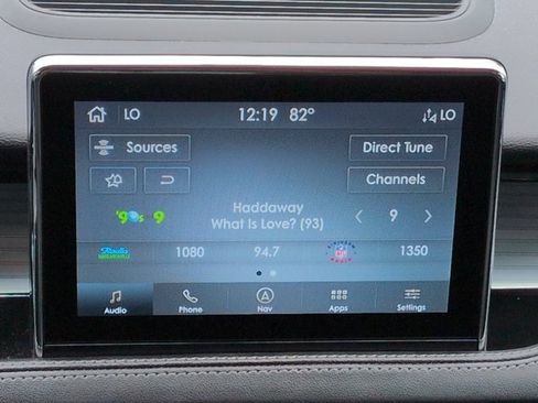 Used 2022 Lincoln Corsair AWD w/ Equipment Group 101A image 18