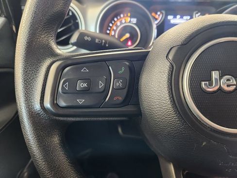 Used 2021 Jeep Gladiator Sport AWD/4WD image 29