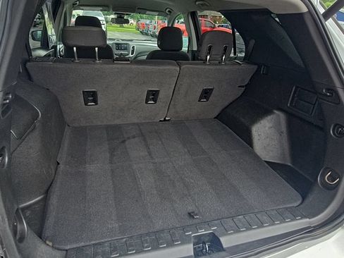 Certified 2020 Chevrolet Equinox LT FWD image 17