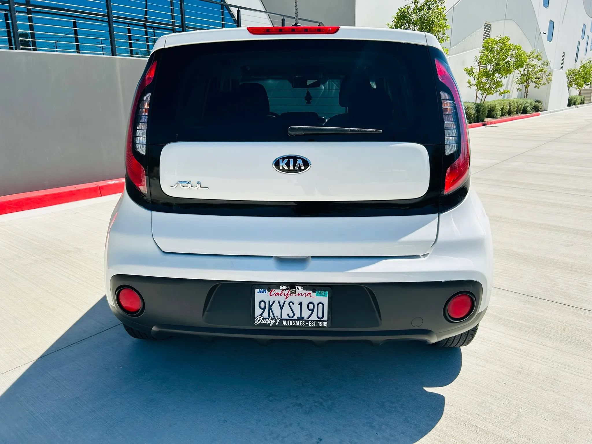 Used 2017 Kia Soul FWD image 5