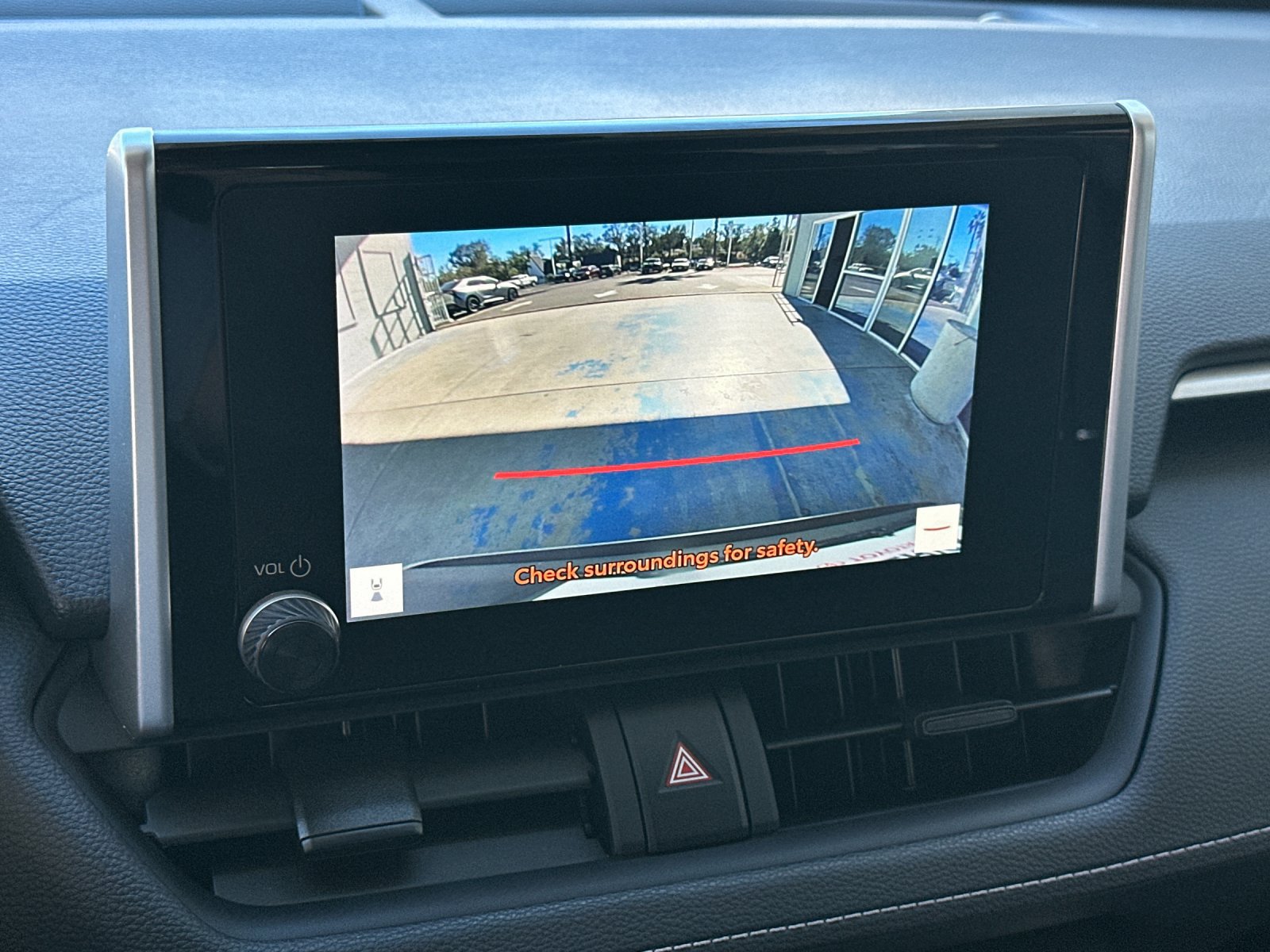 Used 2025 Toyota RAV4 XLE FWD image 17