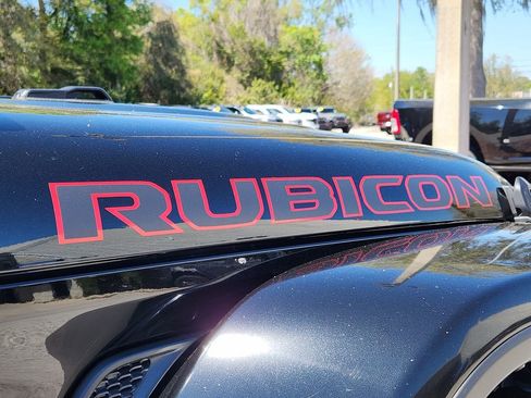 Used 2023 Jeep Wrangler Unlimited Rubicon image 10