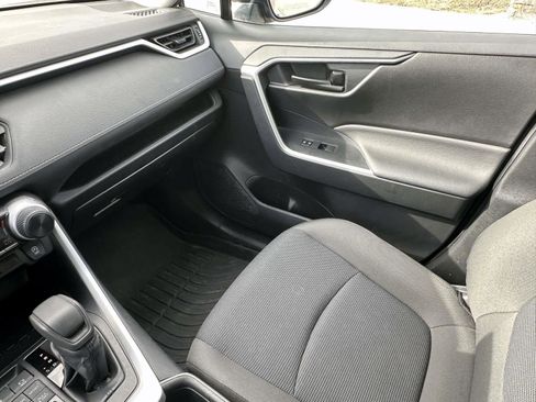 Used 2024 Toyota RAV4 LE image 28