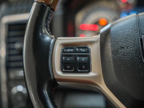 Used 2014 RAM 2500 Longhorn image 39