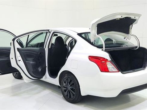 Used 2016 Nissan Versa S Plus image 28