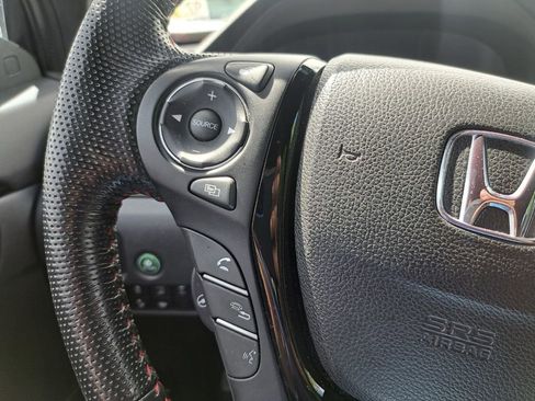 Used 2022 Honda Ridgeline Black Edition image 14