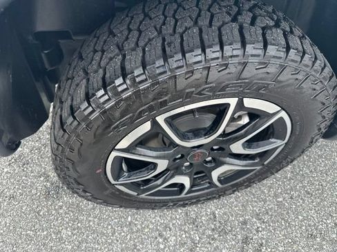 Used 2025 Jeep Compass Trailhawk AWD/4WD image 19