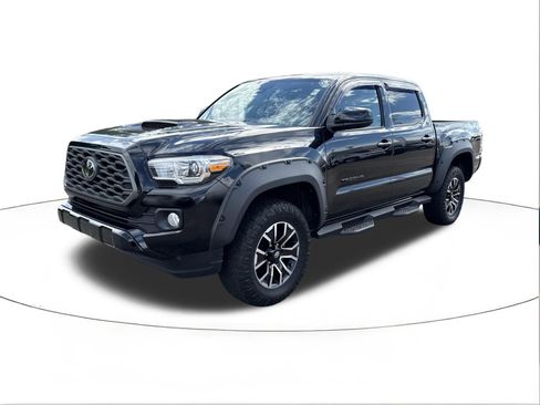 Used 2022 Toyota Tacoma TRD Sport w/ Technology Package RWD image 7