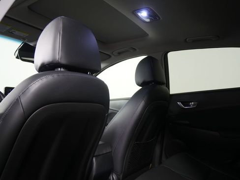 Used 2023 Hyundai Kona Limited FWD image 17