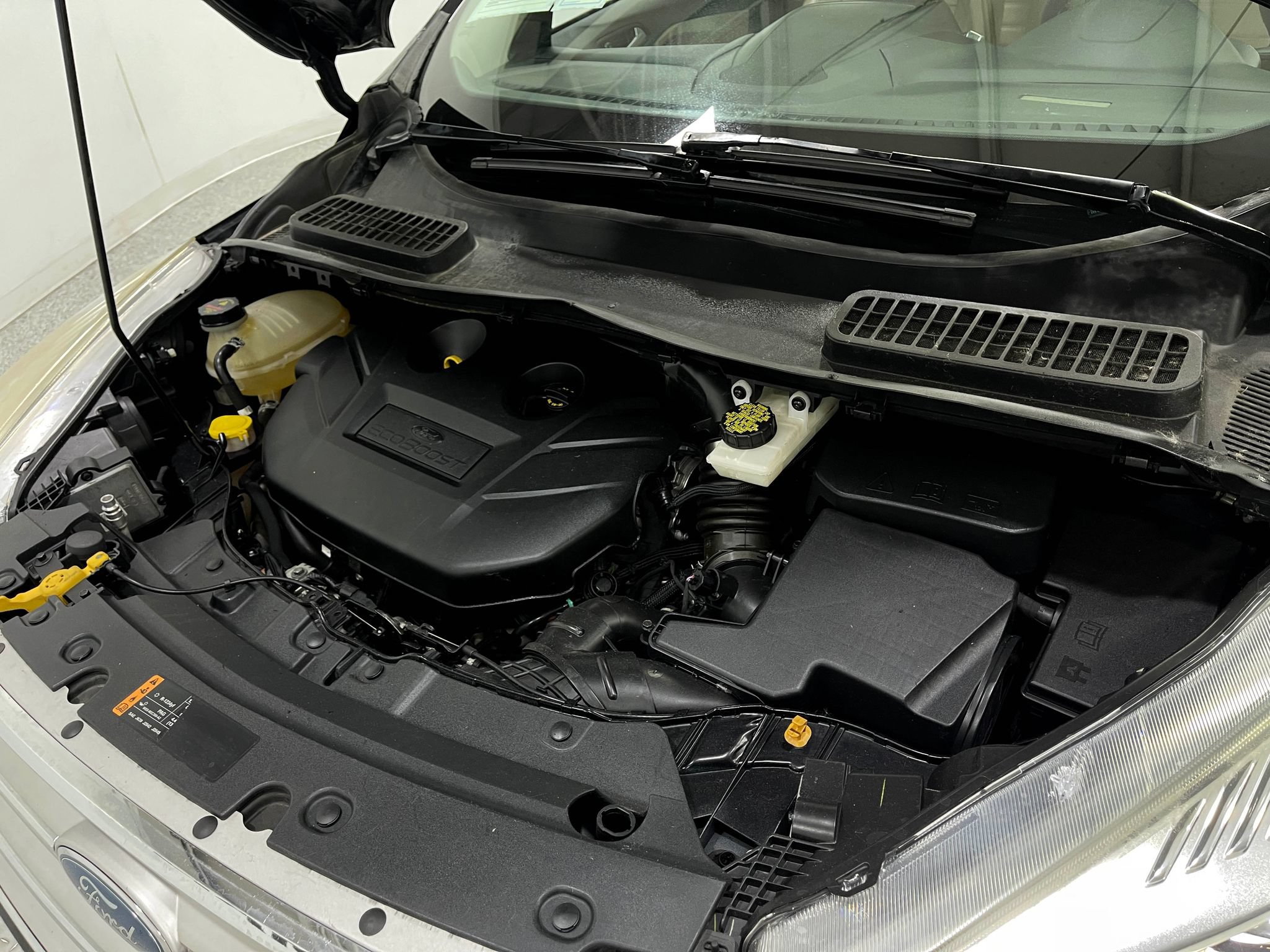 Used 2019 Ford Escape Titanium FWD image 28