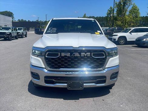 Used 2025 RAM 1500 Big Horn AWD/4WD image 2
