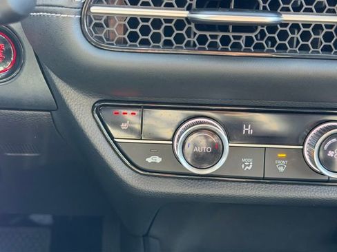 Used 2023 Honda HR-V EX-L image 24