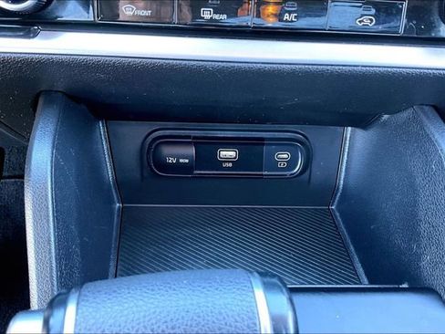 Used 2024 Kia Sportage LX image 24