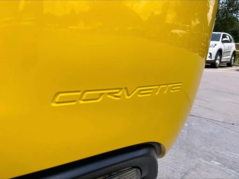 Used 2006 Chevrolet Corvette Coupe RWD image 7