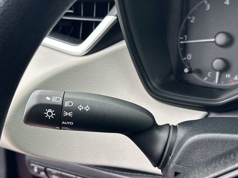 Used 2024 Toyota Corolla LE FWD image 23