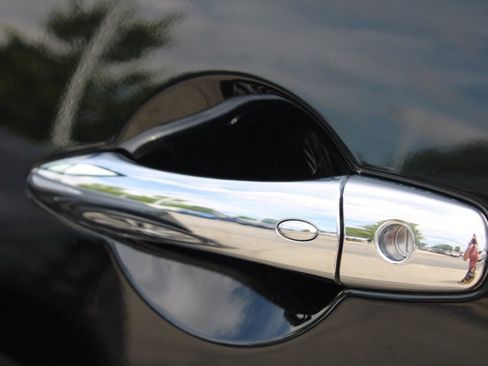 Used 2023 Nissan Armada SL image 16