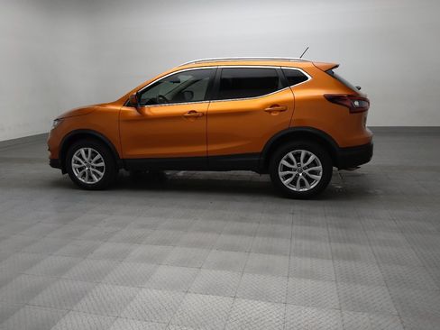 Used 2022 Nissan Rogue Sport SV FWD image 3