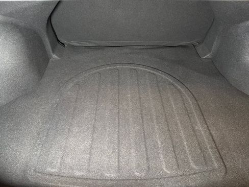 Used 2025 Hyundai Elantra SE image 21