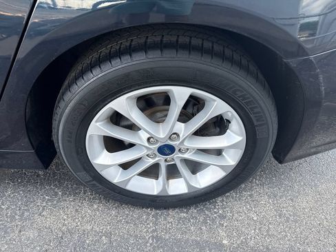 Used 2020 Ford Fusion SE FWD image 24