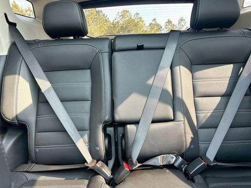 Used 2022 GMC Terrain Denali w/ LPO, Roadside Safety Package AWD/4WD image 27