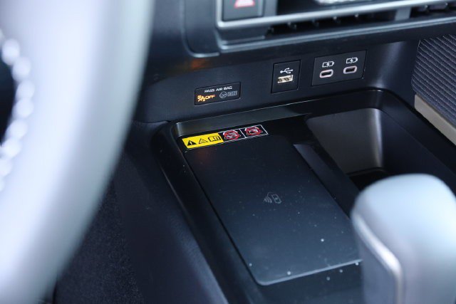 New 2026 Toyota Camry SE FWD image 18