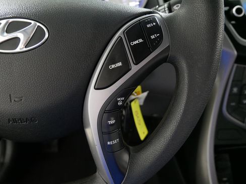 Used 2015 Hyundai Elantra SE w/ Option Group 02 image 28