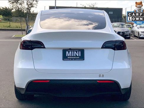 Used 2023 Tesla Model Y Performance image 4