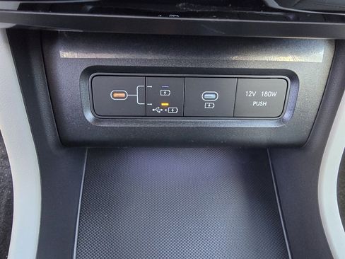 New 2026 Hyundai Tucson Limited image 21