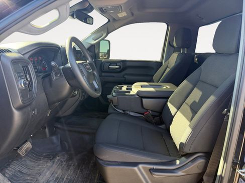 Used 2025 GMC Sierra 3500 Pro image 8