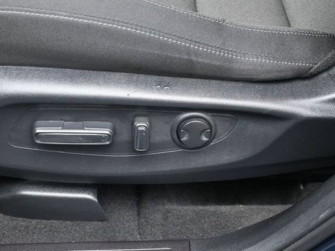 Certified 2025 Honda CR-V EX image 20