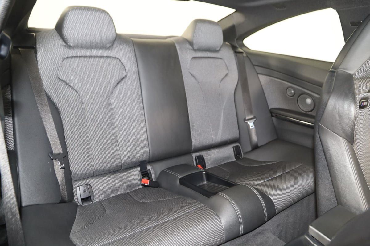 Used 2018 BMW M4 Coupe RWD image 16